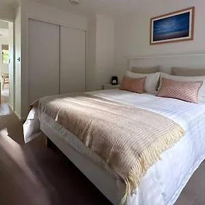https://apt-holiday.queenslandhotels.net